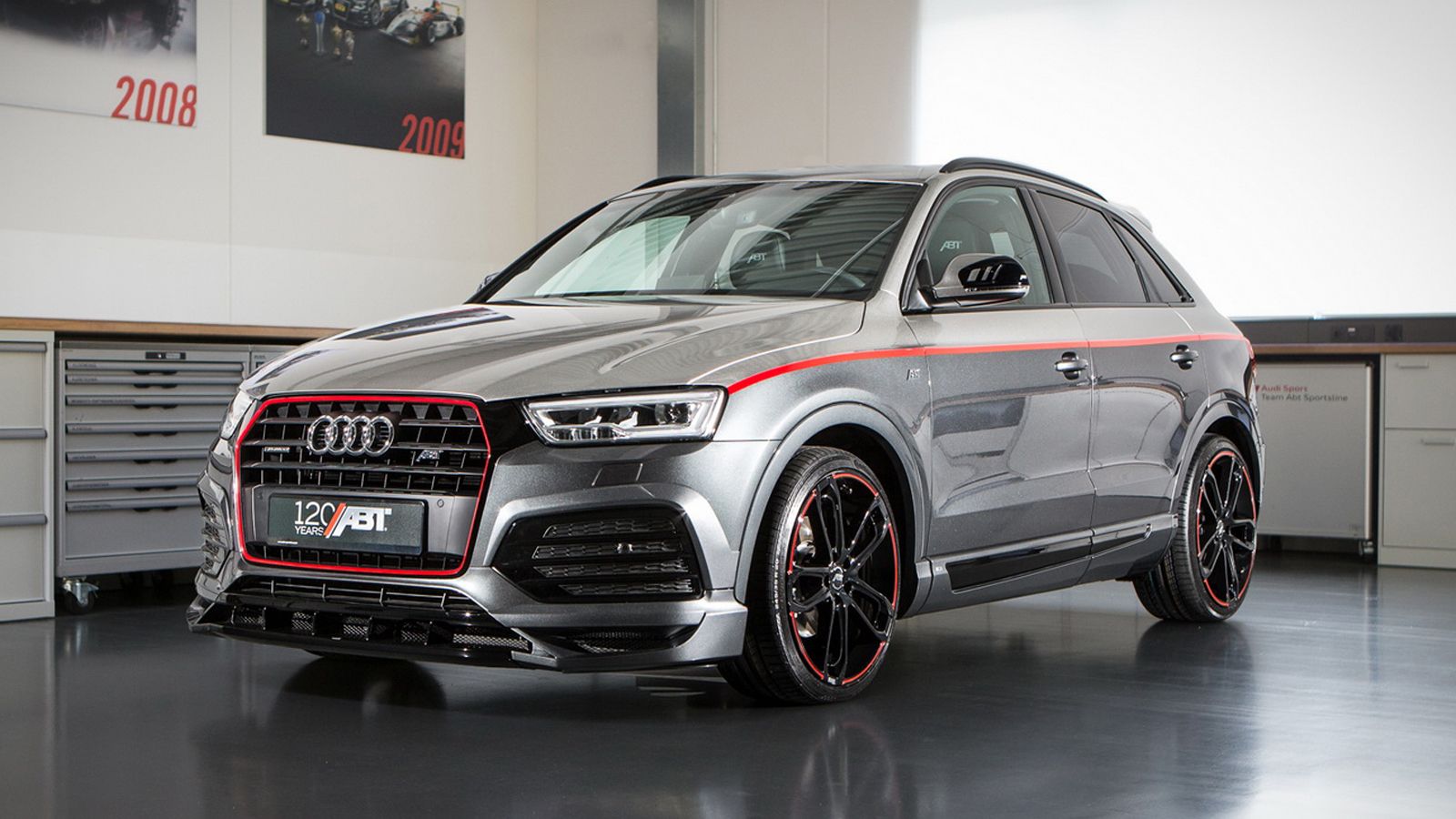 Κάτω από το καπό του Audi QS3 της ΑΒΤ βρίσκεται το 2.0 TDI σύνολο πετρελαίου, του οποίου η απόδοση έχει ανέβει από τους 184 στους 210 ίππους.