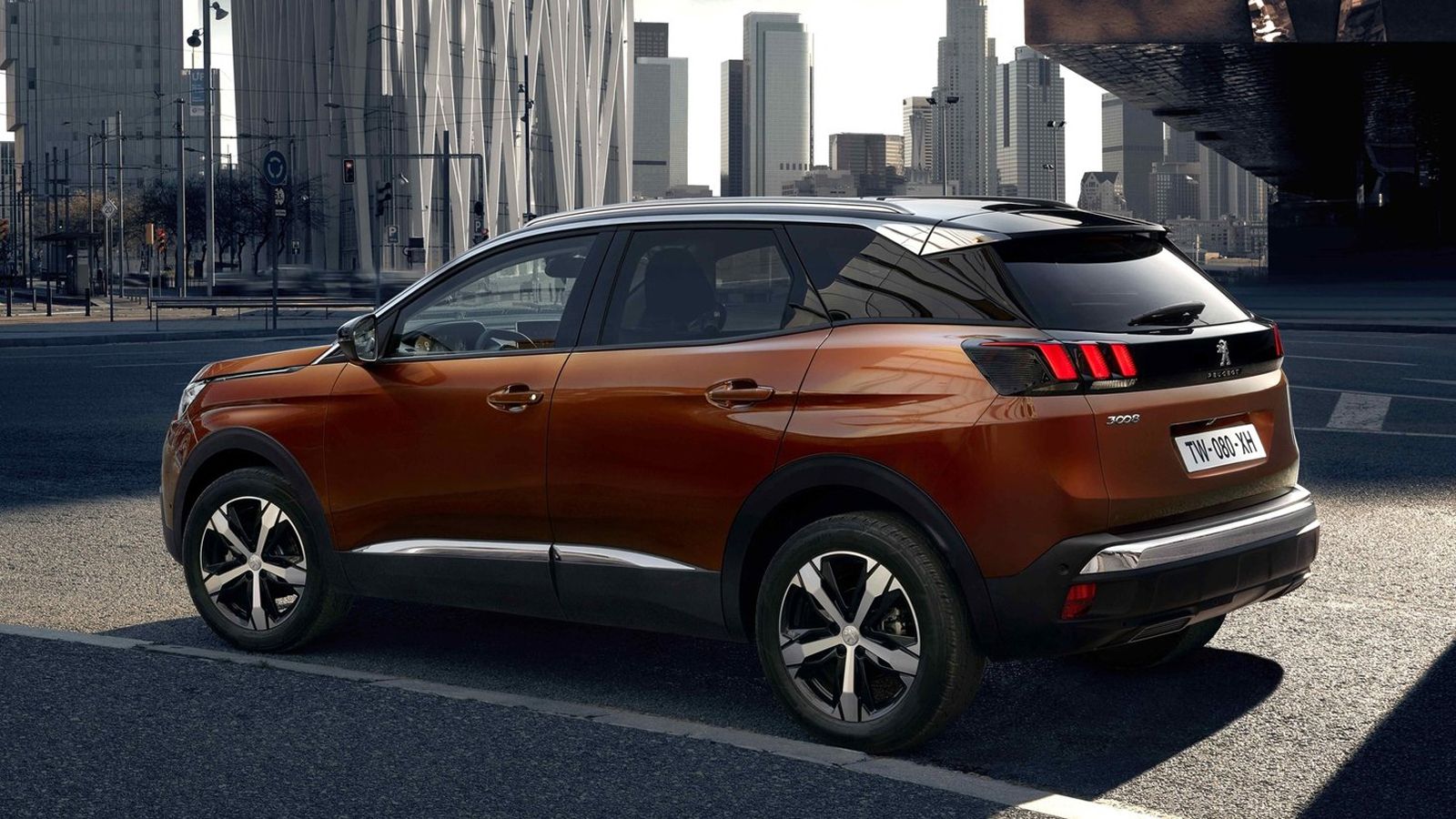 Η plug-in έκδοση του νέου Peugeot 3008 θα διαθέτει έναν ηλεκτρικό κινητήρα στον πίσω άξονα, ο οποίος θα καθιστά το crossover 4κίνητο, ενώ θα του επιτρ