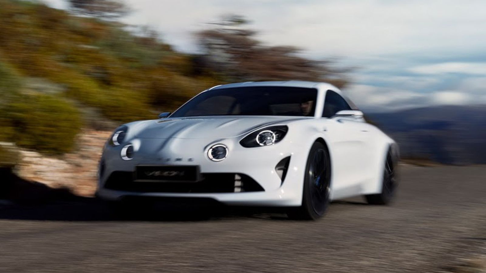 Η Alpine υπόσχεται βάρος κοντά στα 1.000-1.100 κιλά και επίδοση στο 0-100 χλμ./ώρα κάτω από τα 4,5 δλ.