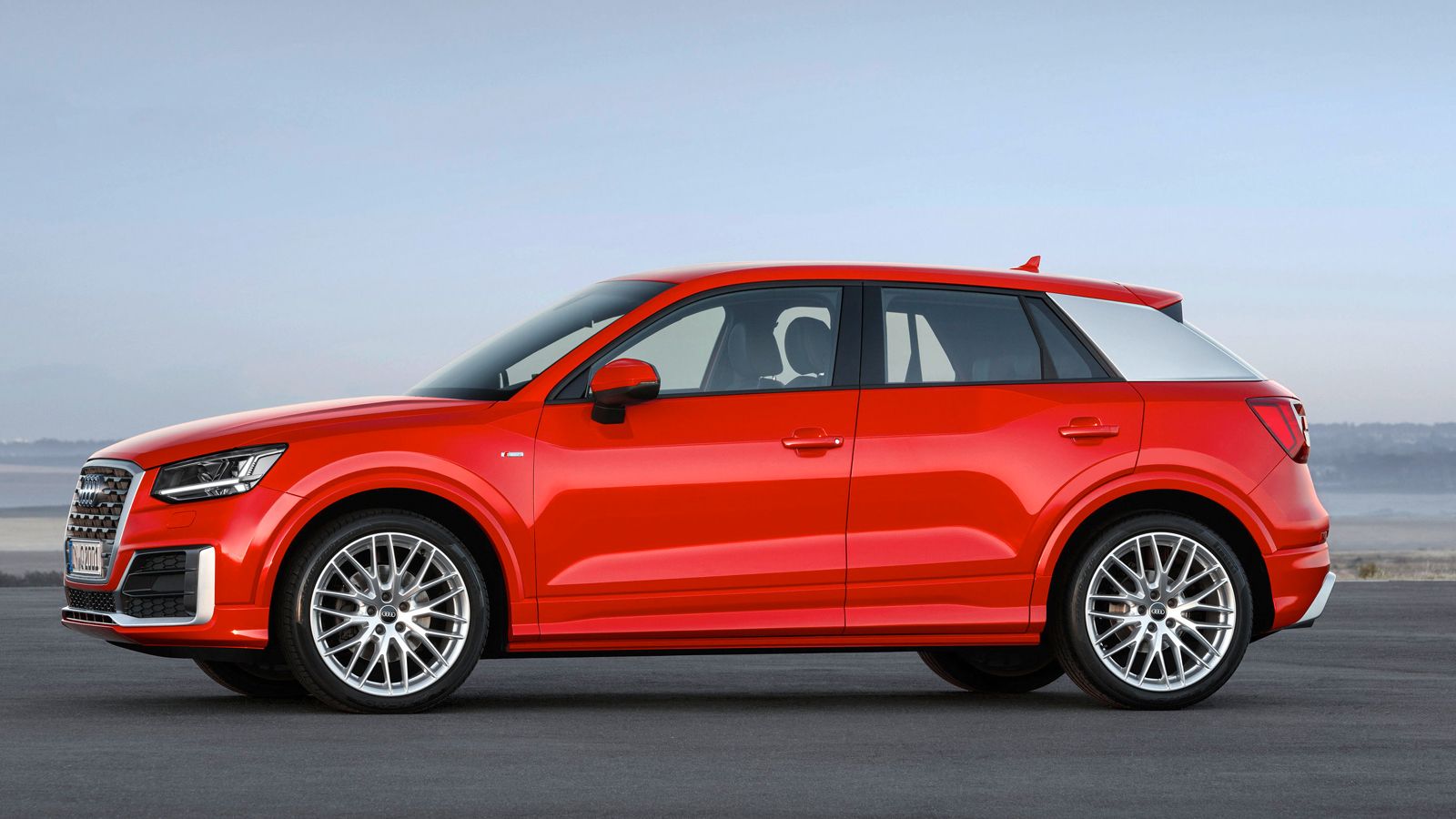 Για το χτίσιμο του νέου Q2 η Audi βάδισε σε γνωστά μονοπάτια και κυρίως, στην υιοθέτηση της πλατφόρμας πασπαρτού MQB.
