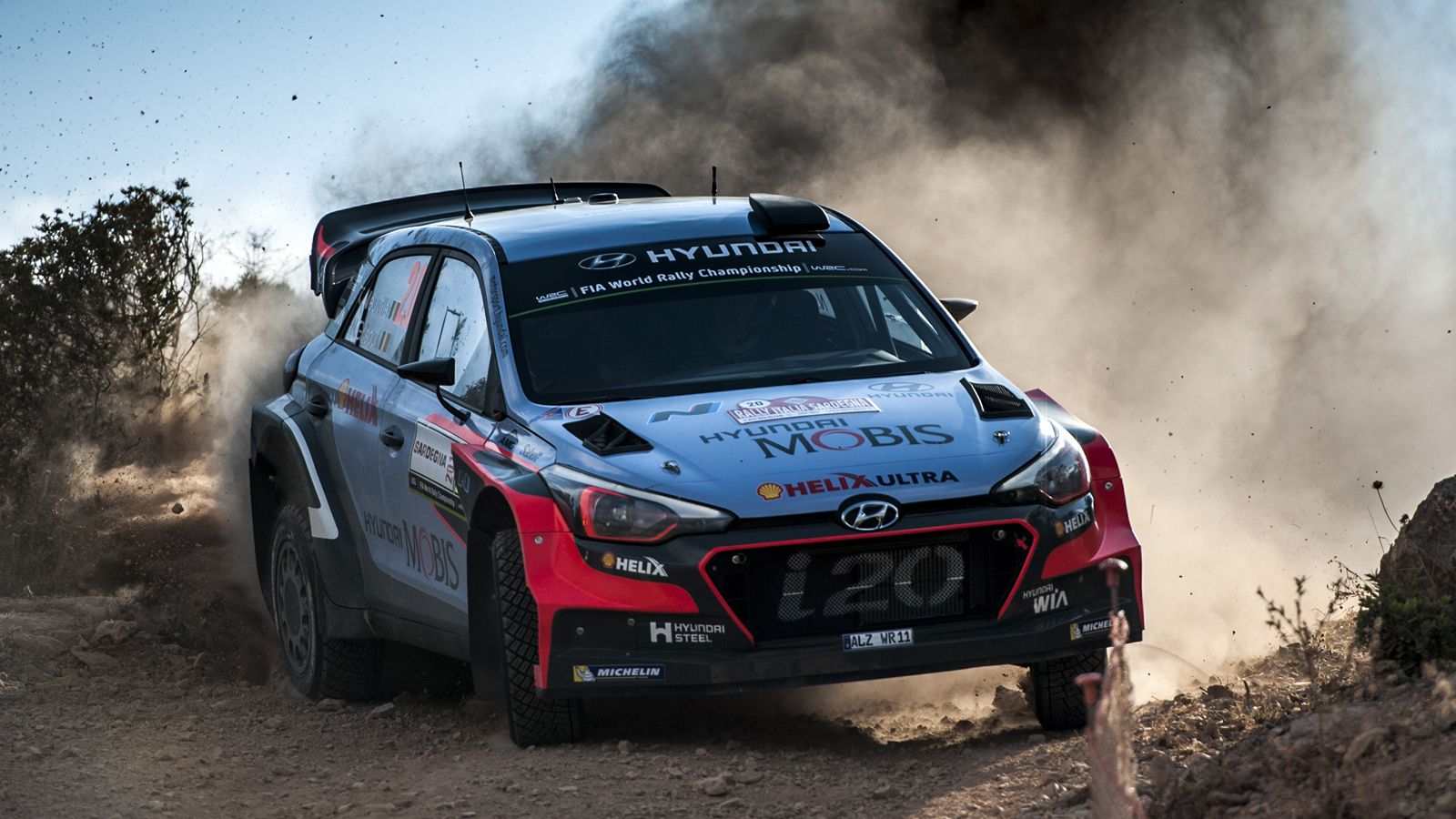 Ο Βέλγος Thierry Neuville πανηγύρισε την πρώτη φετινή νίκη και τη δεύτερη της καριέρας του με ένα Hyundai i20.