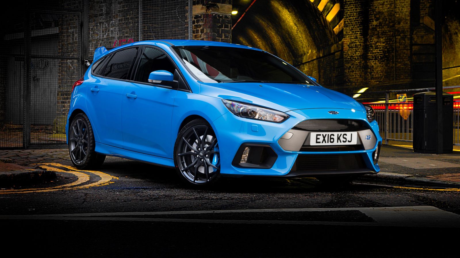 Σε επιλεγμένες αγορές, οι κάτοχοι των Ford Focus RS μπορούν να αυξήσουν την απόδοση του οχήματός τους με το επίσημο πακέτο αναβάθμισης Ford Performanc