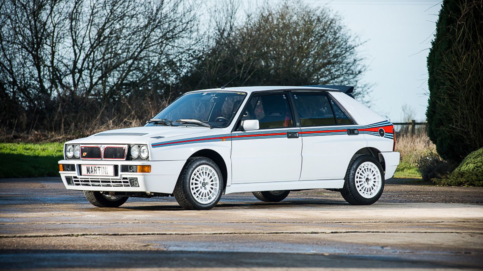 Ένα από τα πιο εμβληματικά μοντέλα της ιστορίας, η Lancia Delta Integrale, θα βγει «στο σφυρί» σε δημοπρασία στις 28 Φεβρουαρίου στο Κόβεντρυ της Αγγλ