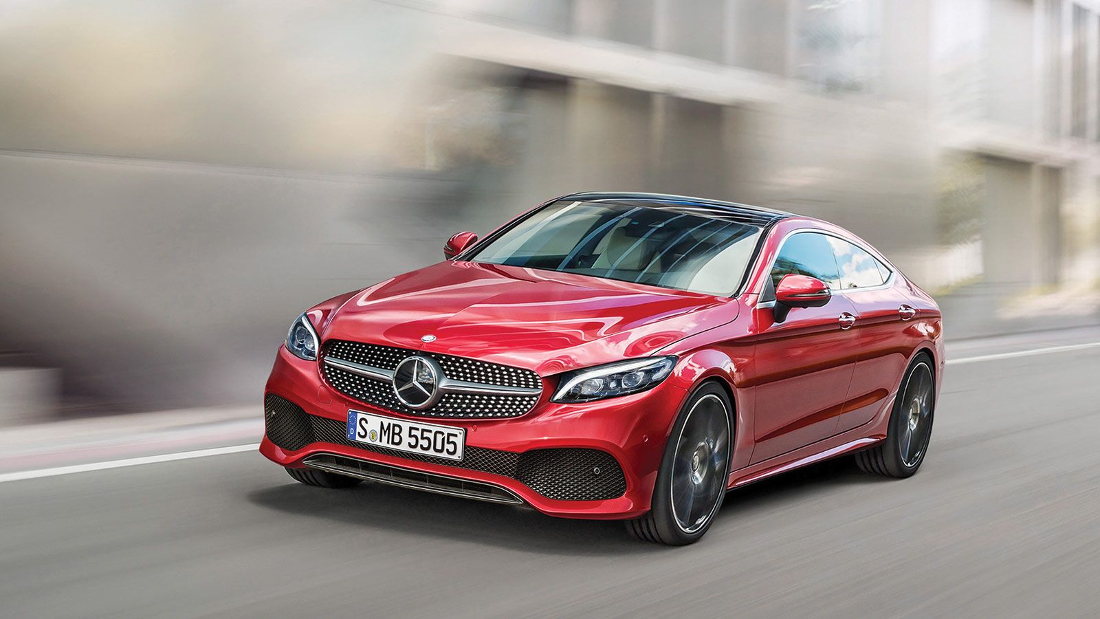 Η CLC έρχεται να 
γεφυρώσει το χάσμα μεταξύ των CLA και CLS της Mercedes, συμπληρώνοντας παράλληλα στο έπακρο την γκάμα της C-Class γενικότερα. 