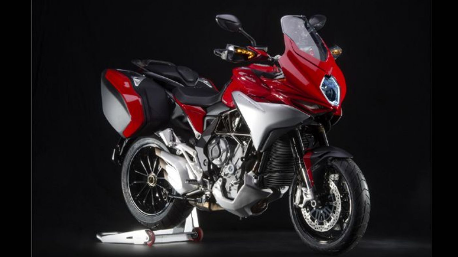 Έξι νέες MV Agusta το 2016