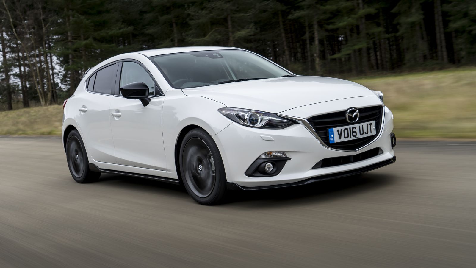 Το Mazda3 Sport Black θα διατίθεται αποκλειστικά στο hatchback αμάξωμα και με τον 2λιτρο SKYACTIV-G κινητήρα βενζίνης. Μόλις 800 αντίτυπα του μοντέλου