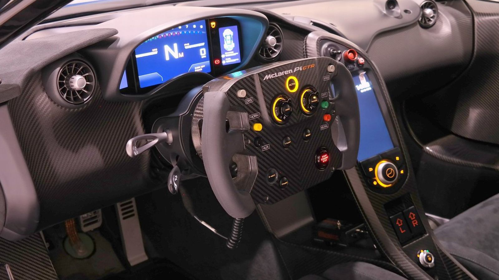 Είναι τόσο σπάνια, που ο ιδιοκτήτης της ζητάει ούτε λίγο ούτε πολύ, περίπου 3,2 εκατομμύρια ευρώ για να την παραχωρήσει.