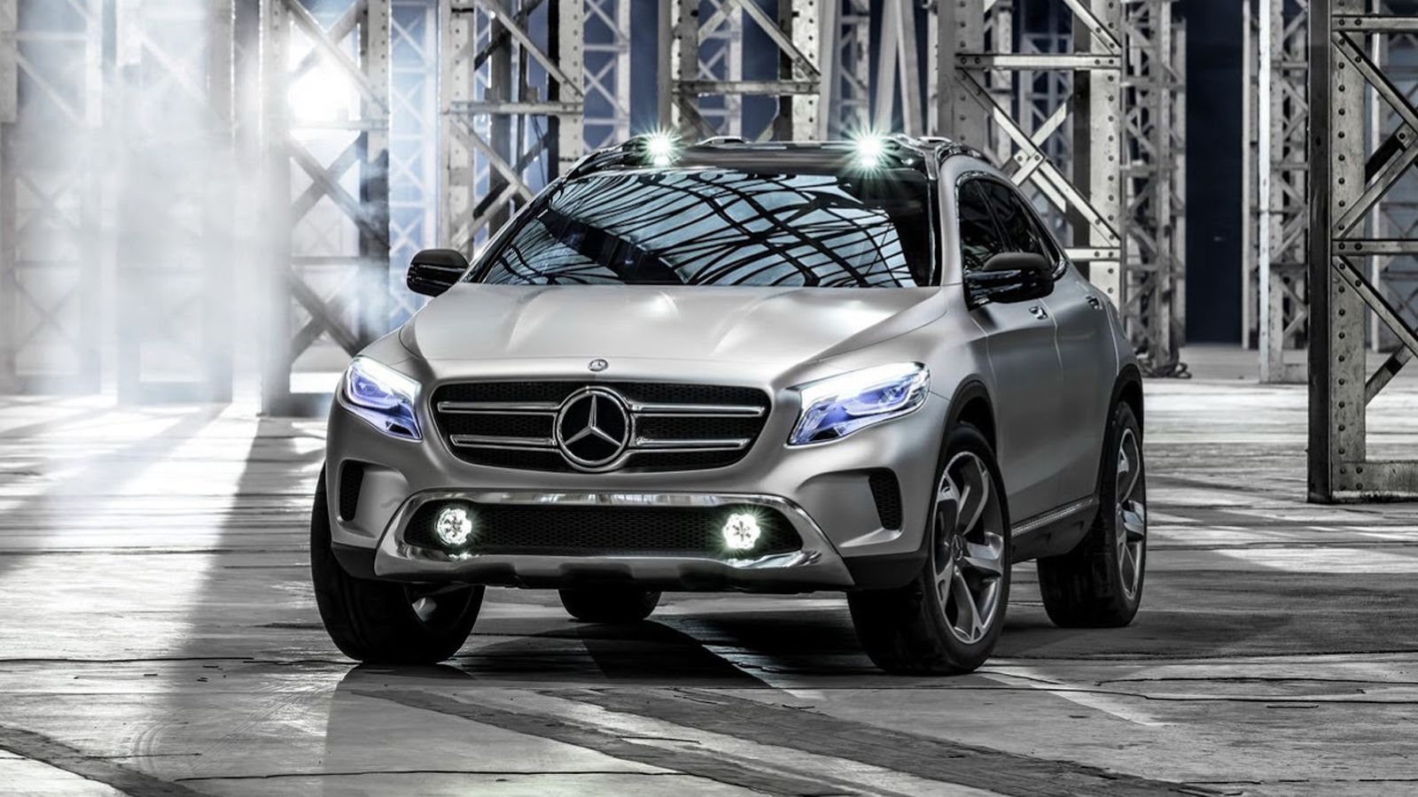 Οι άνθρωποι της Mercedes-Benz φέρονται να κατοχύρωσαν το όνομα GLB, το οποίο και θα χρησιμοποιήσουν για ένα νέο SUV, το οποίο θα τοποθετηθεί στη γκάμα