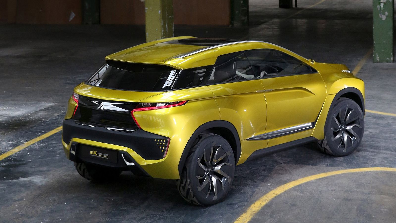 Η Mitsubishi, για την ώρα, εστιάζει στα αυτόματα συστήματα πέδησης και στα αντίστοιχα για τη διατήρηση του οχήματος στη λωρίδας κυκλοφορίας, τα οποία 