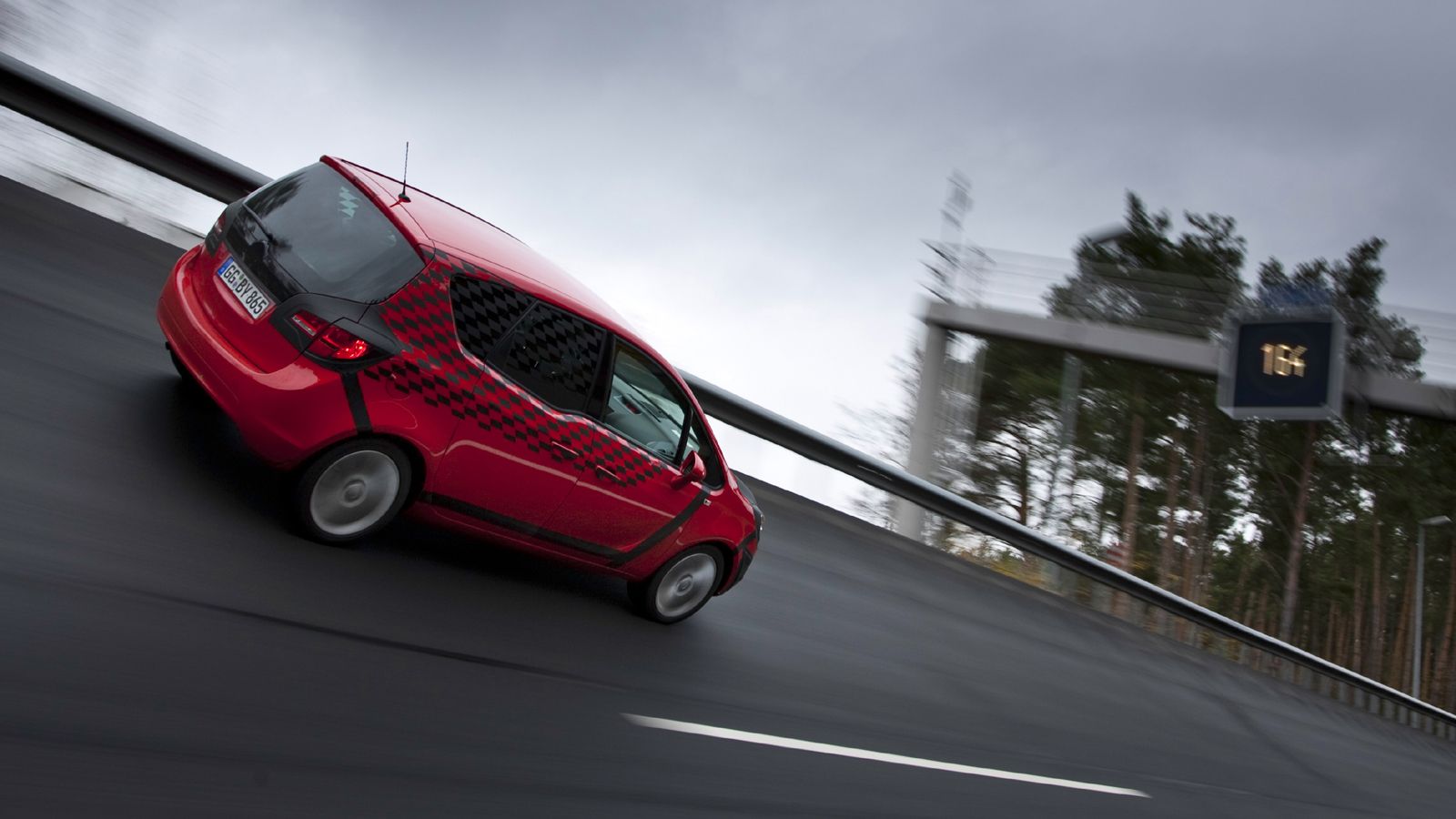 Η Opel ξεκίνησε το μεγαλύτερο πρόγραμμα επέκτασης και εκσυγχρονισμού του Dudenhofen μέχρι σήμερα, το 2013.