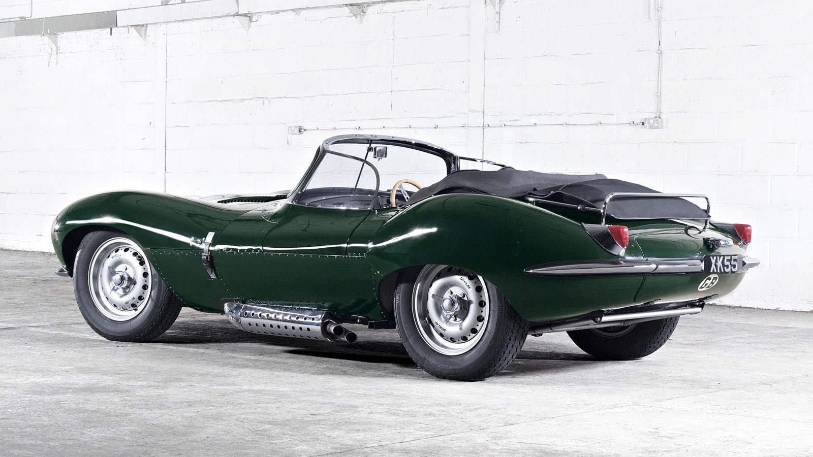 Οι 9 «νέες» Jaguar XKSS θα ακολουθήσουν τις ίδιες ακριβώς προδιαγραφές με τα μοντέλα του 1957 και η τιμή τους αναμένεται να ξεπερνά το ένα εκατομμύριο