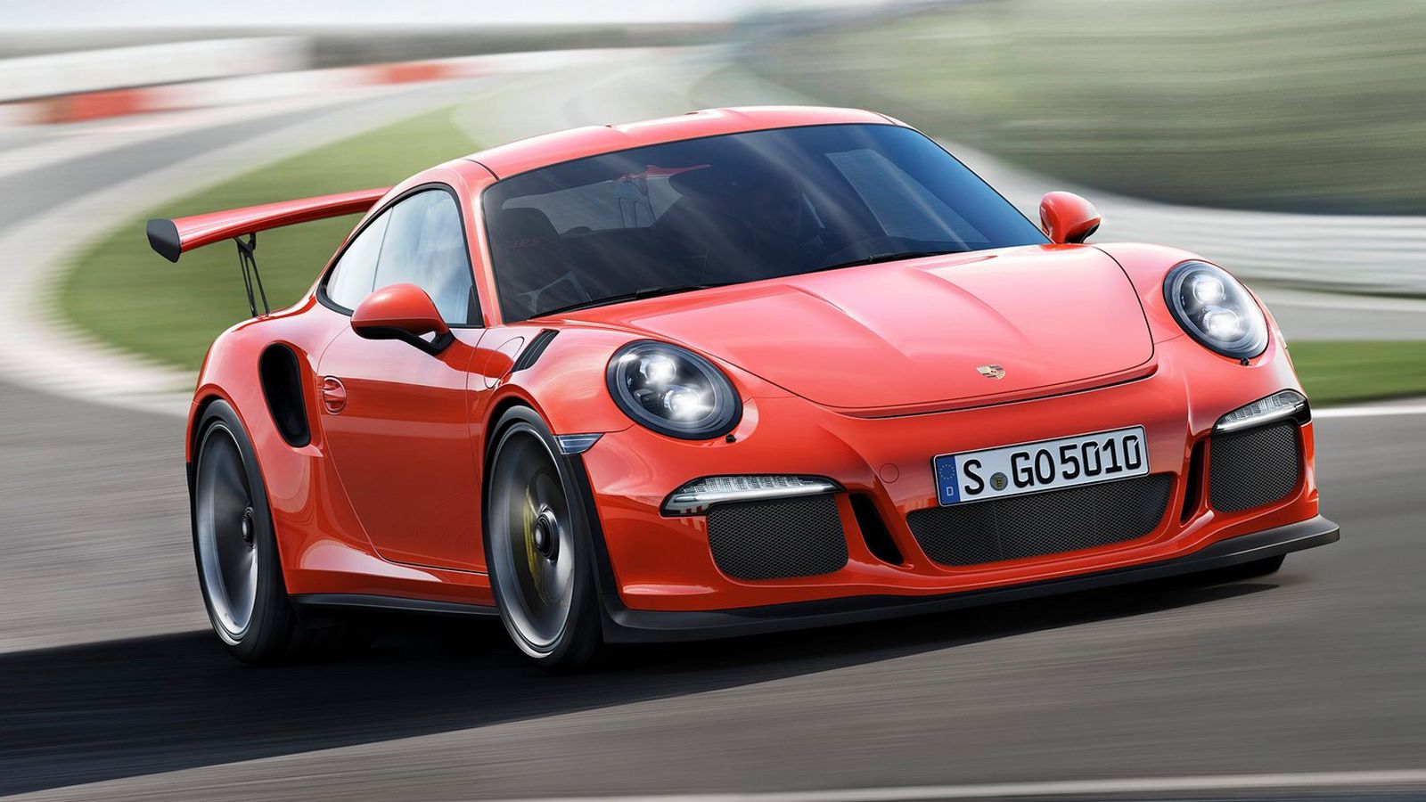 Oι μηχανικοί της Porsche αυξάνουν τη διαδρομή του εν λόγω κινητήρα στα 85,1 χλστ., υπερκυβίζοντάς τον έτσι στα 4,2 λίτρα.