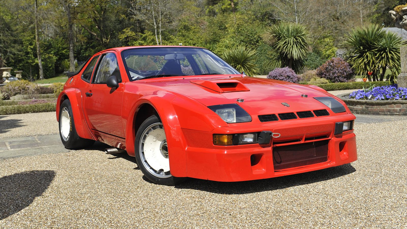 Μία από τις μόλις 17 Porsche 924 Carrera GTR που φτιάχτηκαν ποτέ, πωλείται. Διαβάστε την ιστορία της…
