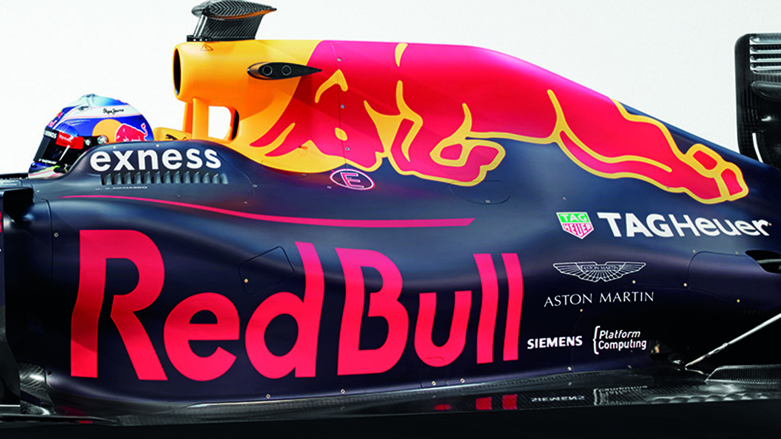 Το όνομα της Aston Martin θα γίνει πιο γνωστό στην κινέζικη αγορά, χάρη στην παρουσία του λογότυπού της στα Red Bull Racing μονοθέσια των Daniel Ricci