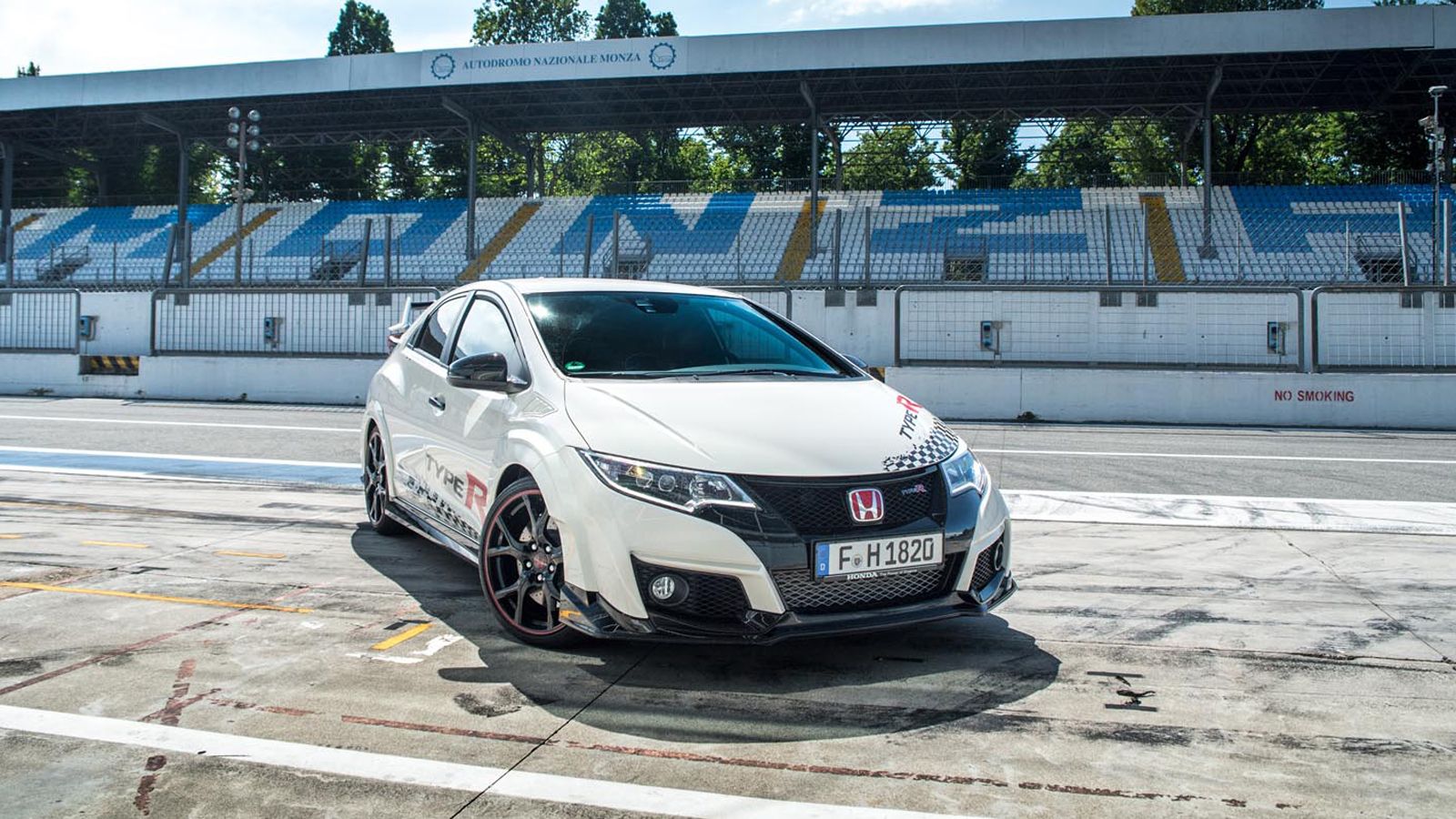 Ο οδηγός της Honda στο World Touring Car Championship, Norbert Michelisz, «άλωσε» τη Monza με 2:15.16.