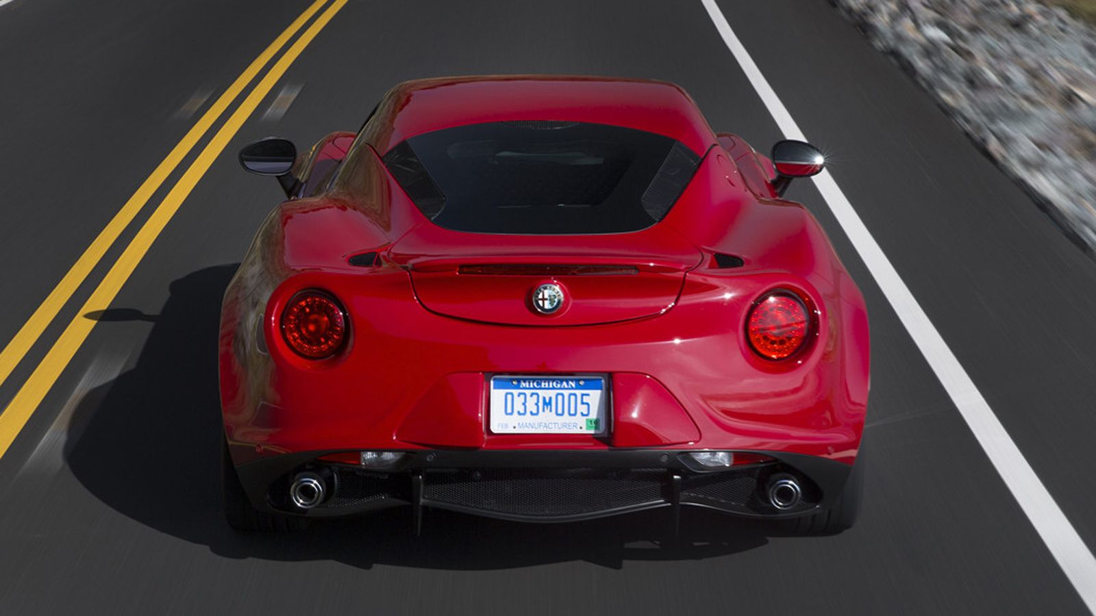 Ο κεντρικά τοποθετημένος κινητήρας της 8C, θα φύγει στο διάδοχο μοντέλο, το οποίο θα «δανείζεται» τα σύνολά του από την Giulia, με την έκδοση Quadrifo