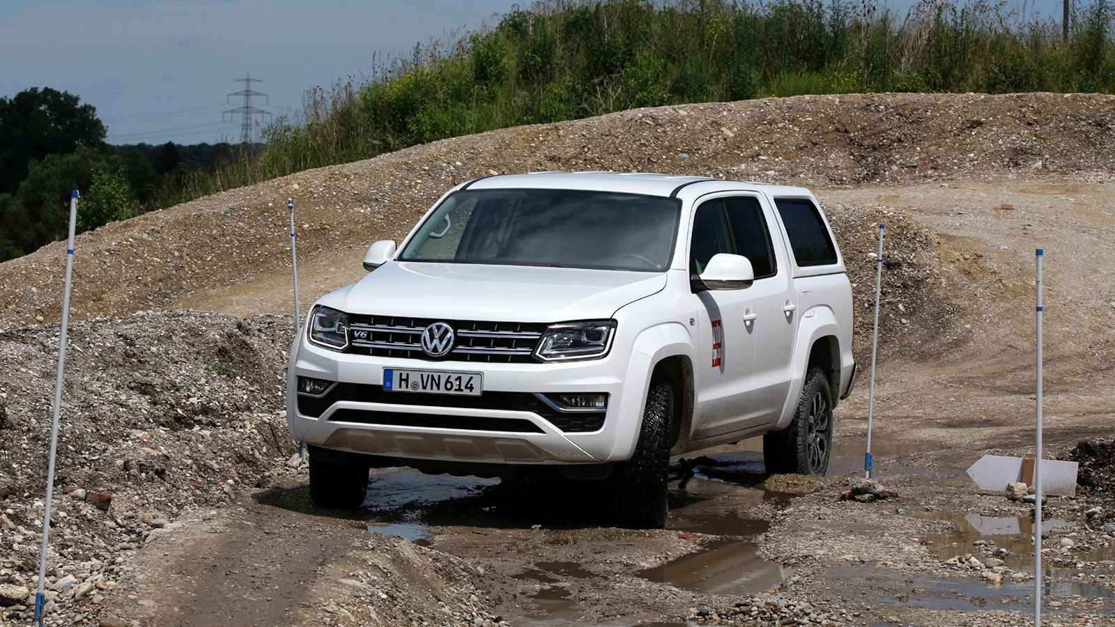 Το νέο VW Amarok είναι στο στοιχείο του εκτός δρόμου.
