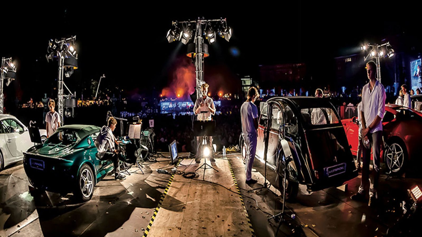 Πολύ δουλειά και casting 14 μηνών σε περίπου 125 αυτοκίνητα για να γίνει η τελική επιλογή των «πρωταγωνιστών».