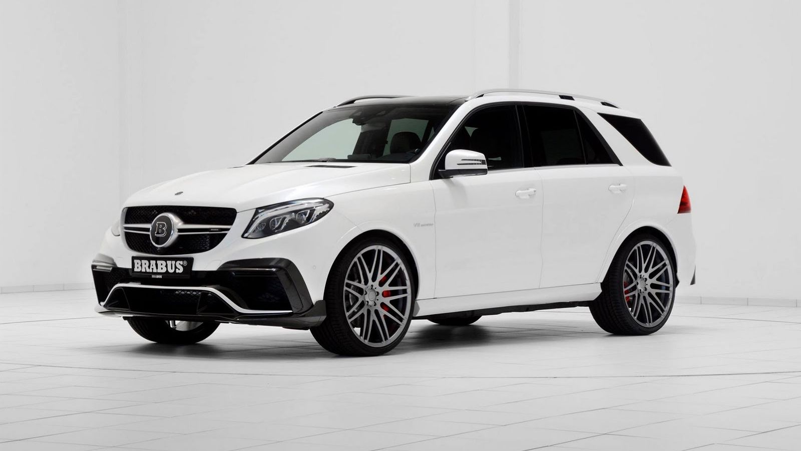 Πιο «άγριο» δείχνει το μεγάλο SUV της Mercedes-Benz μετά τις παρεμβάσεις της Brabus.