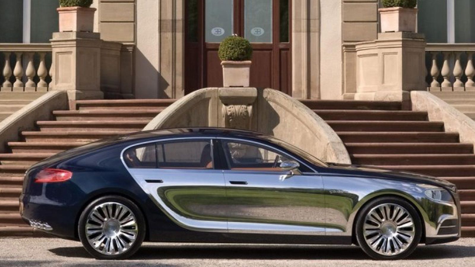 Αυτή είναι η πρωτότυπη Galibier 16C. 4πορτο μοντέλο βασισμένο στην Veyron.