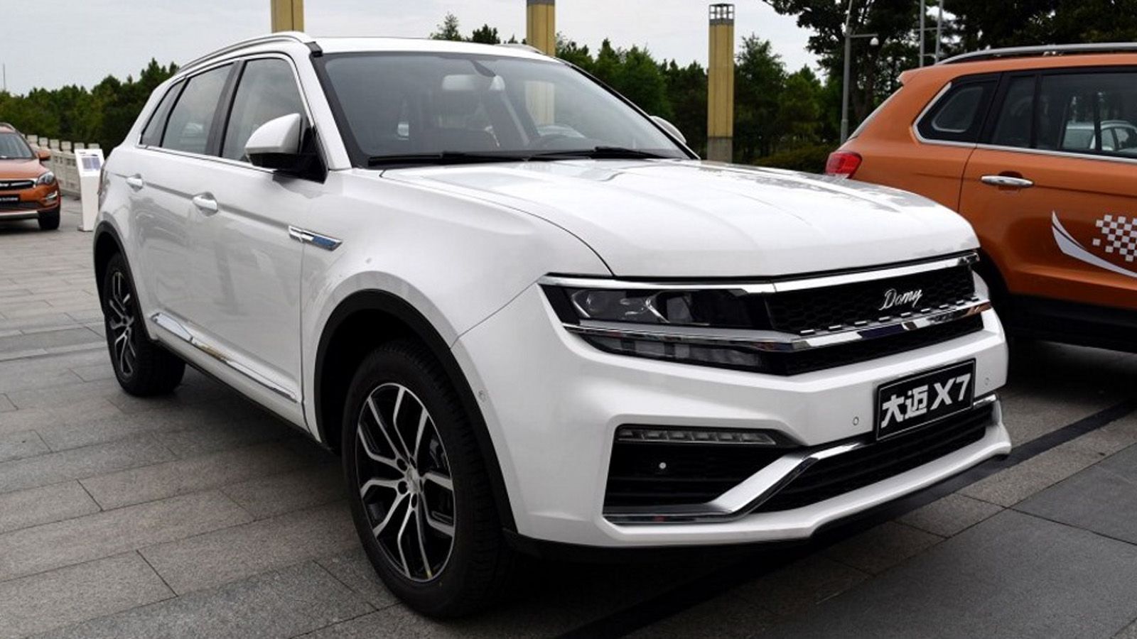 Το Zotye X7 είναι η κινέζικη εκδοχή του VW Tiguan... χωρίς όμως τις ευλογίες της VW.