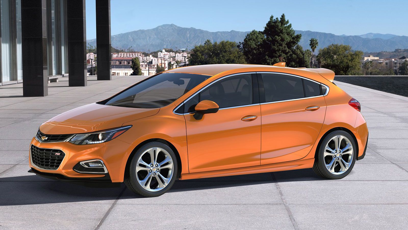 To hatchback αμάξωμα πατάει στην ίδια πλατφόρμα με το sedan μοντέλο που είχαμε γνωρίσει το 2015, με το μεταξόνιο να αγγίζει τα 2.700 χλστ. 