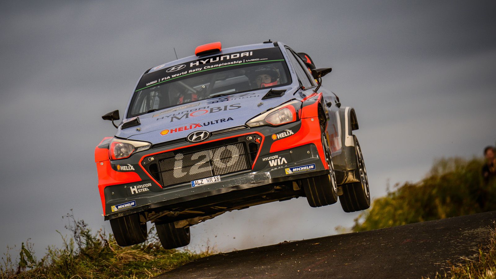 Αρρηκτος δεσμός φαίνεται ότι έχει δημιουργηθεί μεταξύ Hyundai και Dani Sordo, μετά και την ανανέωση του συμβολαίου του.