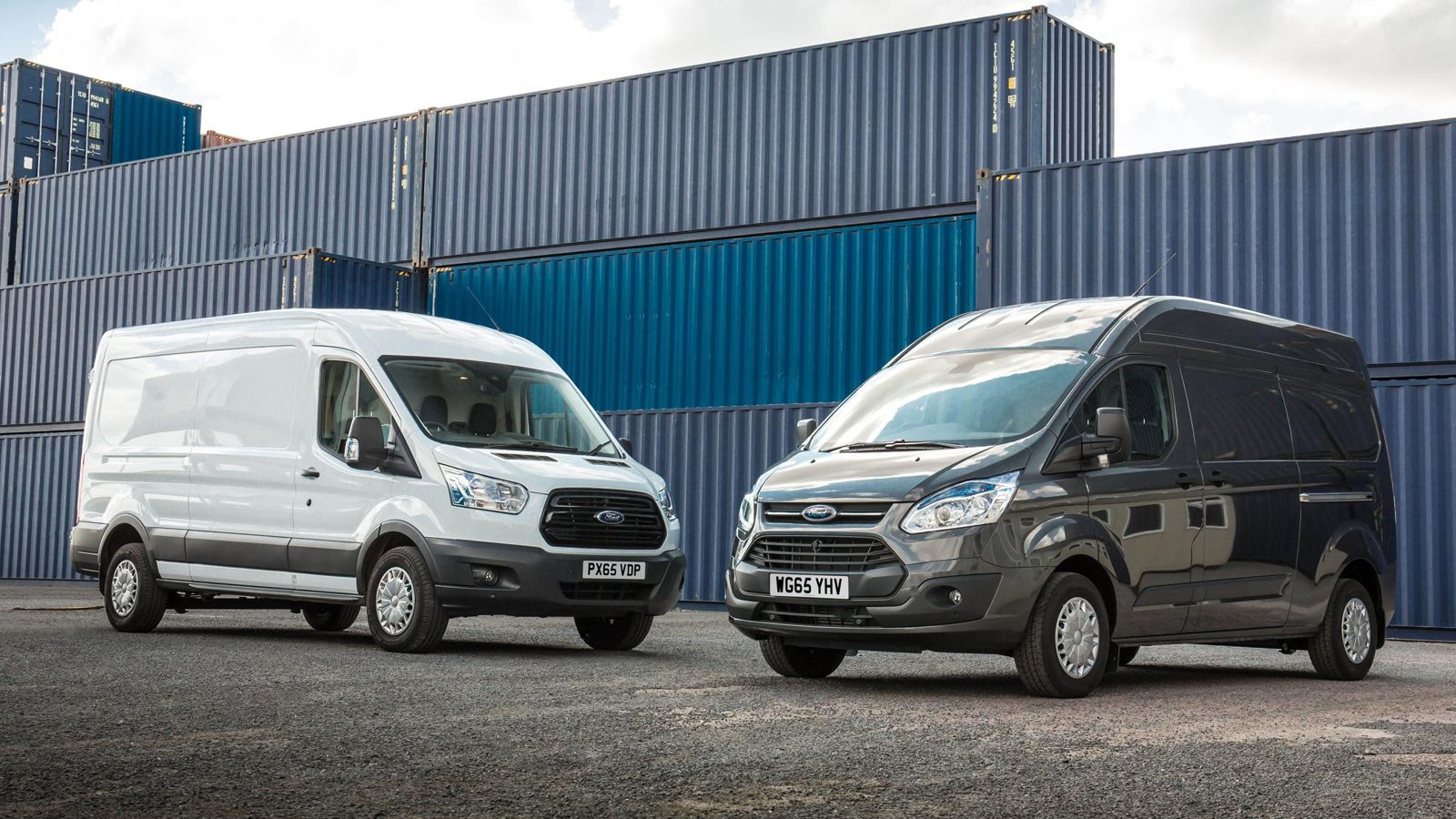 Το νέο EcoBlue μοτέρ θα κάνει ντεμπούτο στα Transit και Transit Custom. Θα προσφέρεται σε τρεις εκδόσεις απόδοσης, με 105, 130 και 170 ίππους, ενώ σύν