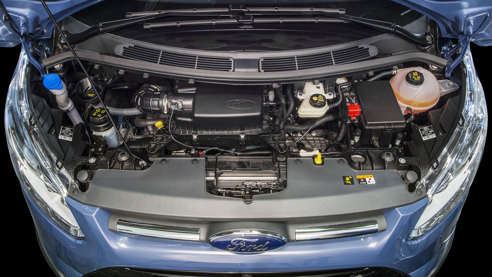 Η Ford αναφέρει πως το νέο 2.0 EcoBlue σύνολο έχει 20% περισσότερη ροπή στις 1.250 σ.α.λ., σε σχέση με το απερχόμενο 2.2 TDCi μοτέρ (φωτό).