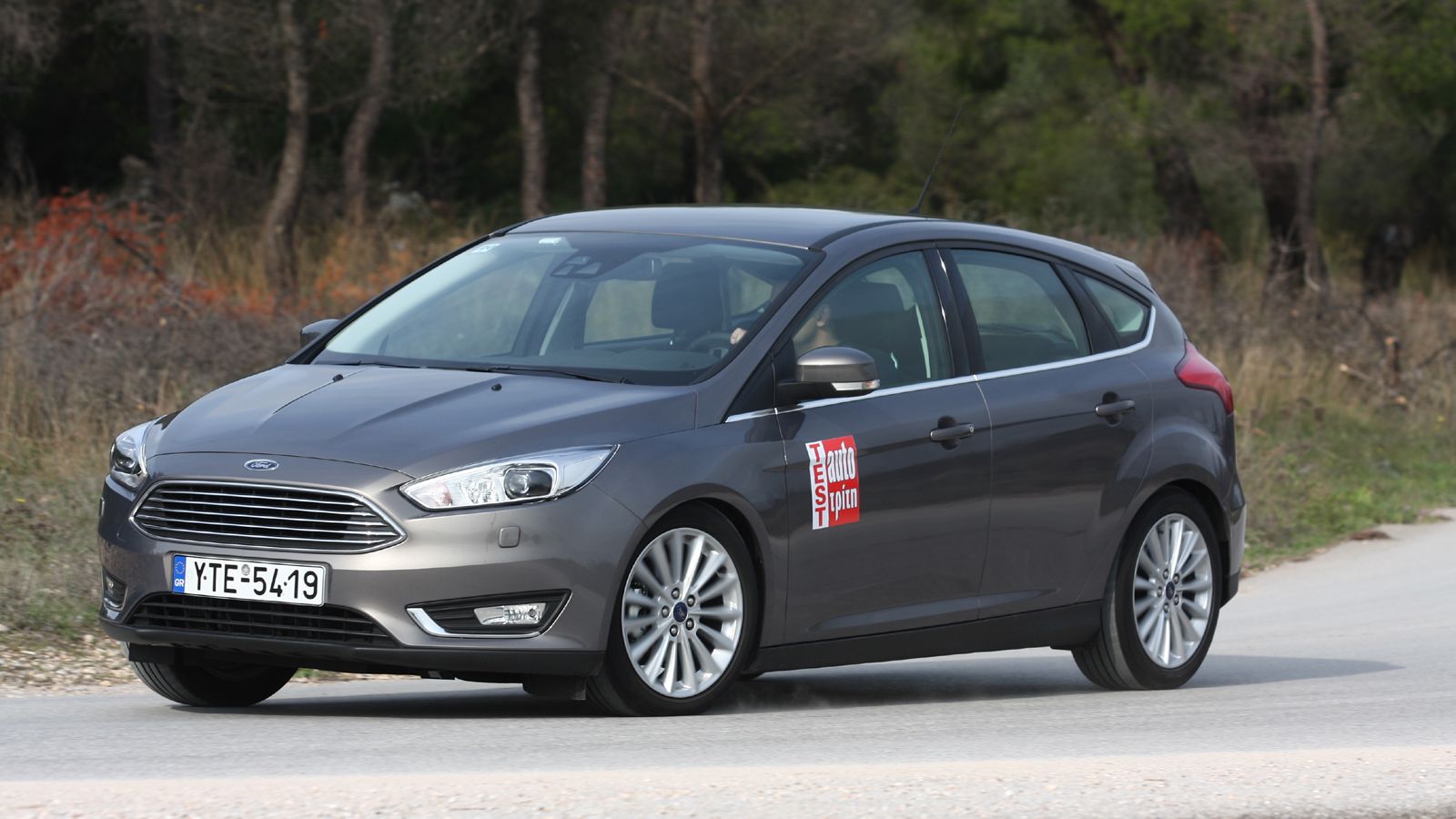 Nissan Pulsar Vs Ford Focus