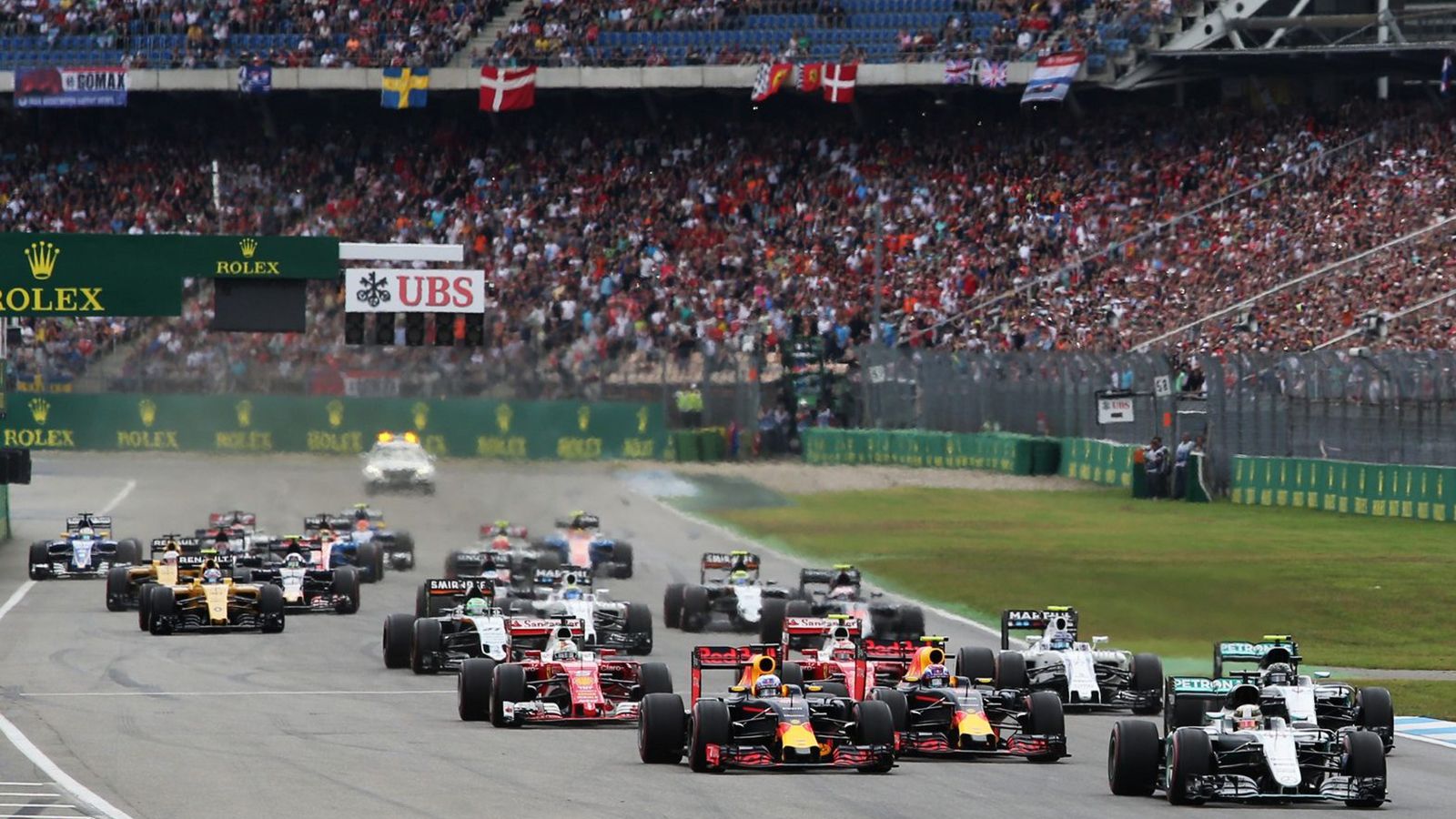 Δείτε τι συνέβη στην πίστα του Hockenheim στο GP Γερμανίας. Αναλυτικοί πίνακες με την τελική κατάταξη καθώς και για το πρωτάθλημα οδηγών/κατασκευαστών