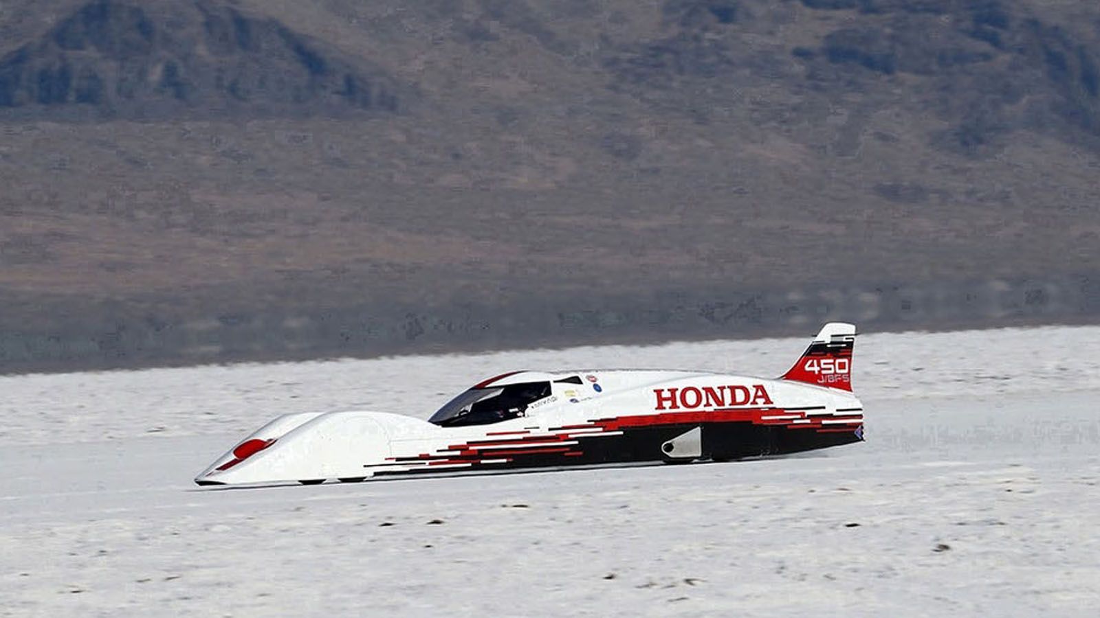 Το Honda S-Dream Streamliner κατάφερε να πιάσει ταχύτητα σχεδόν 421,5 χλμ./ώρα. Το παραπάνω μετράει ως ρεκόρ στην κατηγορία Category-A Group-1 Class-4