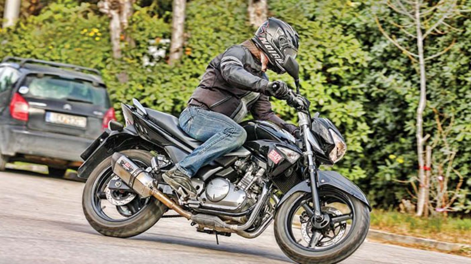 Suzuki Inazuma 250
