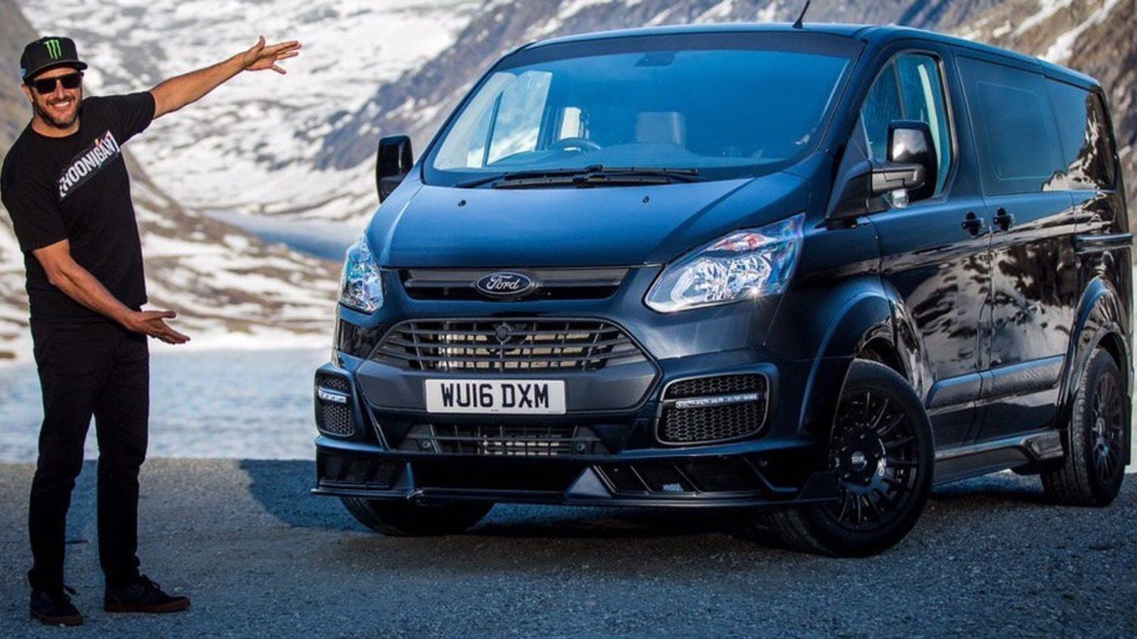 Το πρώτο όχημα της Ford που φέρει την υπογραφή του Ken Block, είναι ένα «τουμπανιασμένο» Transit, στην εξέλιξη του οποίου ενεπλάκη και η βρετανική M-S