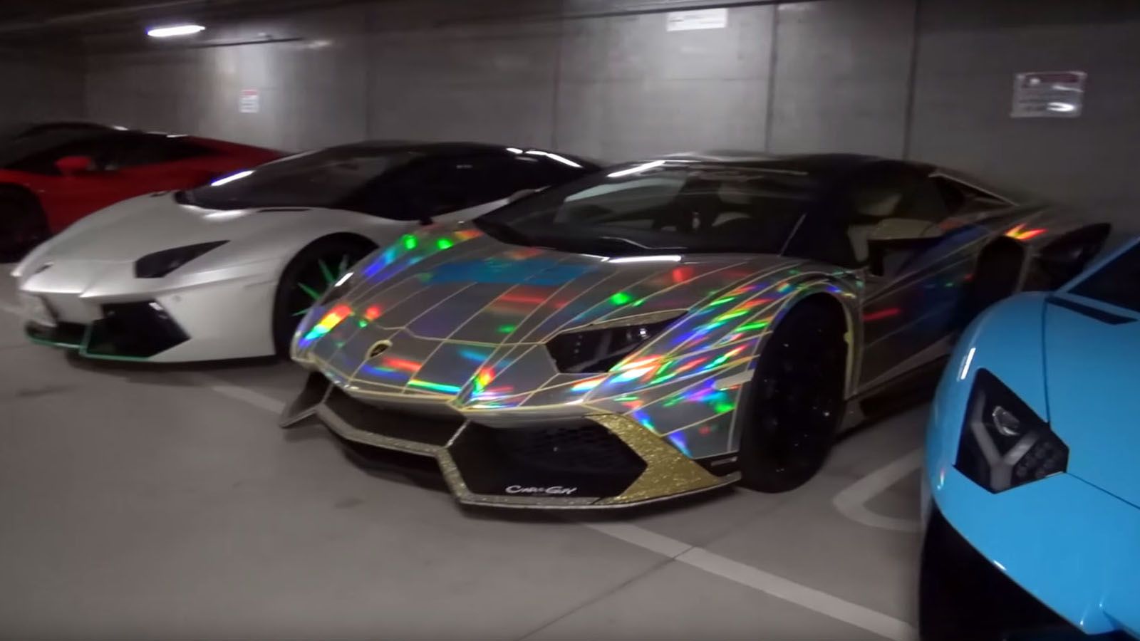 Συγκεντρωμένες οι περισσότερες Lamborghini ,σε bosozoku στυλ, του Τόκυο, για τα μάτια σας μόνο.