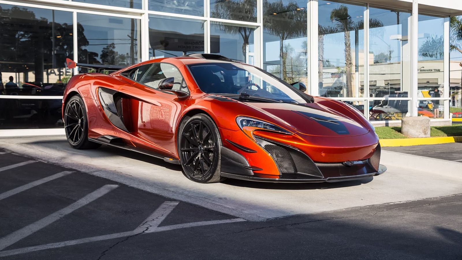 H υβριδική McLaren P1 είναι το πιο εξωτικό και πολυπόθητο μοντέλο της βρετανικής εταιρείας. Μήπως, όμως, κινδυνεύουν τα πρωτεία της από κάποιο άλλο, π