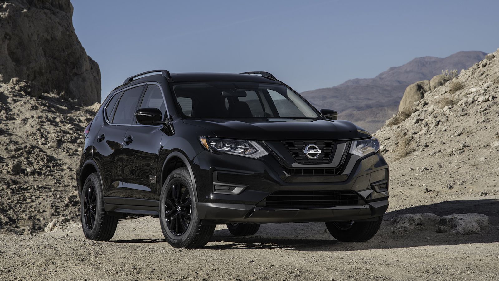 Η Nissan σχεδιάζει να πάρει μαζί της του λάτρεις του Star Wars και για αυτό παρουσιάζει μια σπέσιαλ έκδοση του Rogue, του δίδυμου δηλαδή μοντέλου με τ