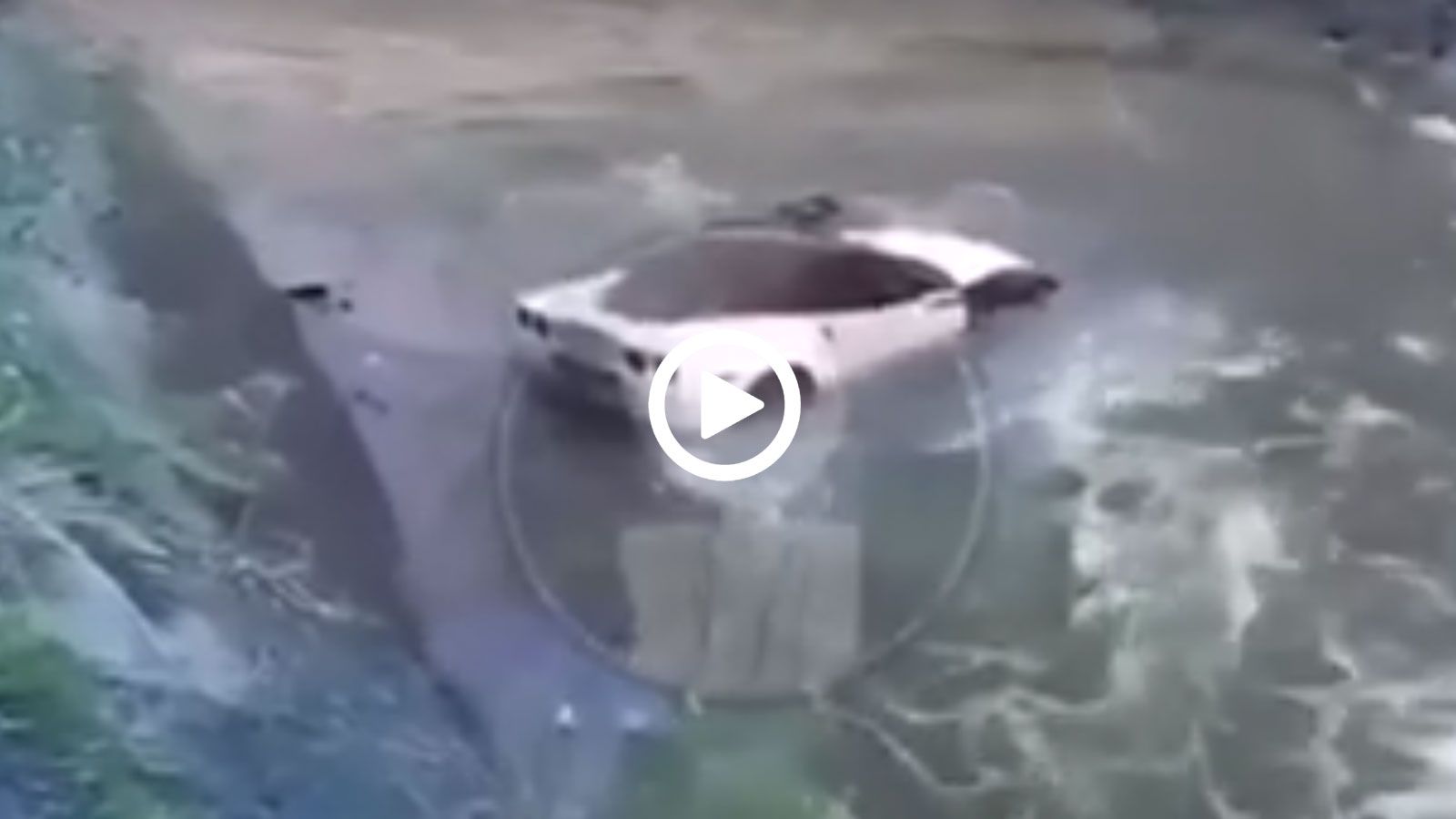 Corvette-ποταμόπλοιο