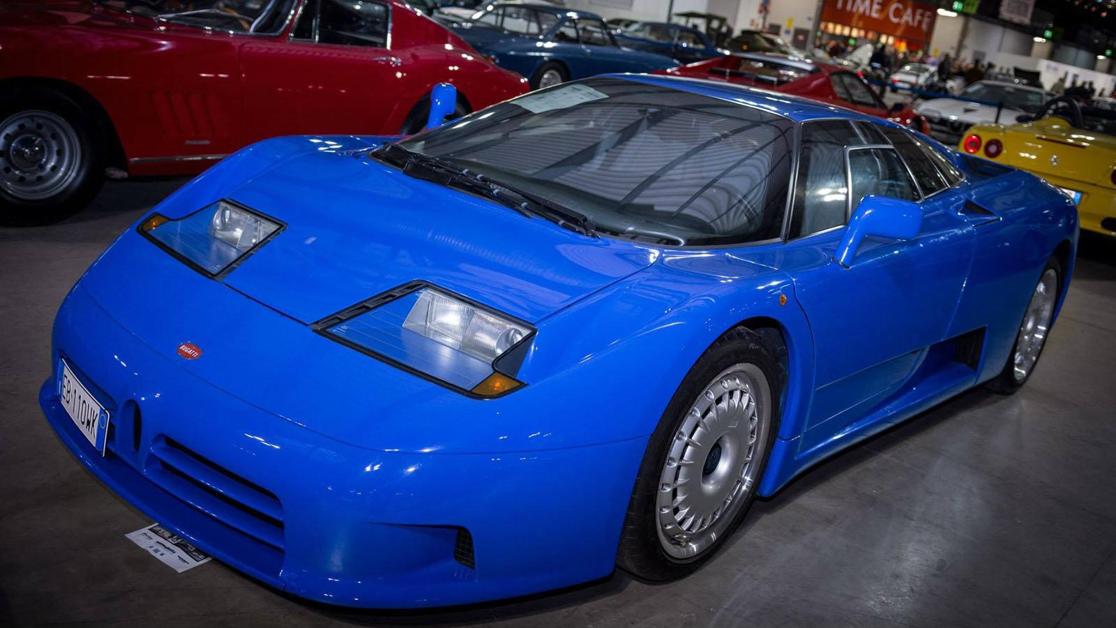 Από θρυλικά κλασσικά μοντέλα, μέχρι κορυφαία supercars πωλήθηκαν στη δημοπρασία του οίκου RM Sotheby