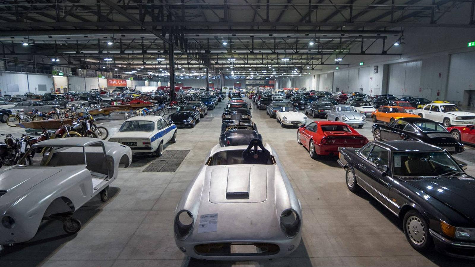 423 αυτοκίνητα πωλήθηκαν μέσα σε 30 ώρες έναντι 51.260.000 ευρώ