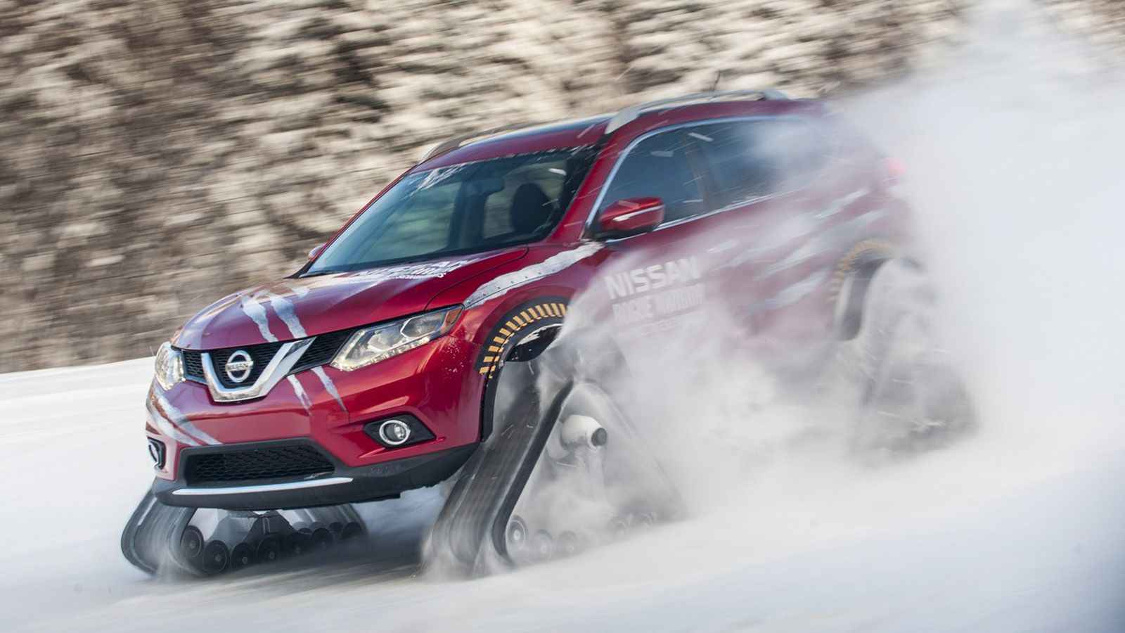 Η Nissan παρουσίασε το πρωτότυπο Rogue Warrior στη διεθνή έκθεση του Μόντρεαλ. Πρόκειται για ένα και μοναδικό όχημα, που σχεδιάστηκε για να αντιμετωπί