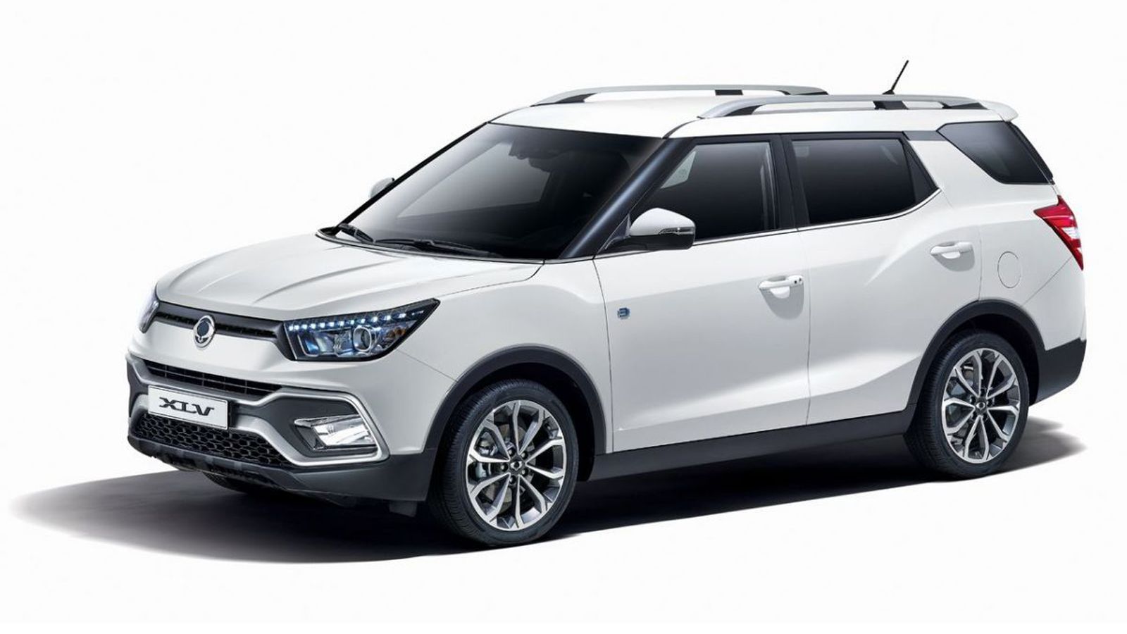 Πολυχρηστικό το νέο crossover της Ssangyong, που αναμειγνύει τις κομψές γραμμές, με τις αυξημένες μεταφορικές ικανότητες.