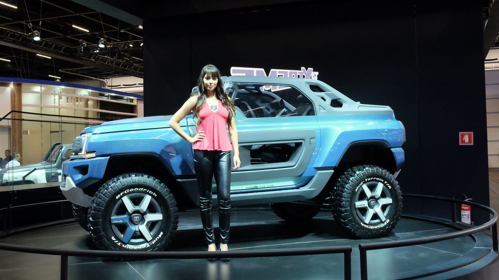 Όπως το Troller T4 παραγωγής, έτσι και το πρωτότυπο Xtreme, στηρίζεται στο Ford Ranger. Από αυτό προέρχεται ο 5κύλινδρος diesel κινητήρας των 3,2 λίτρ