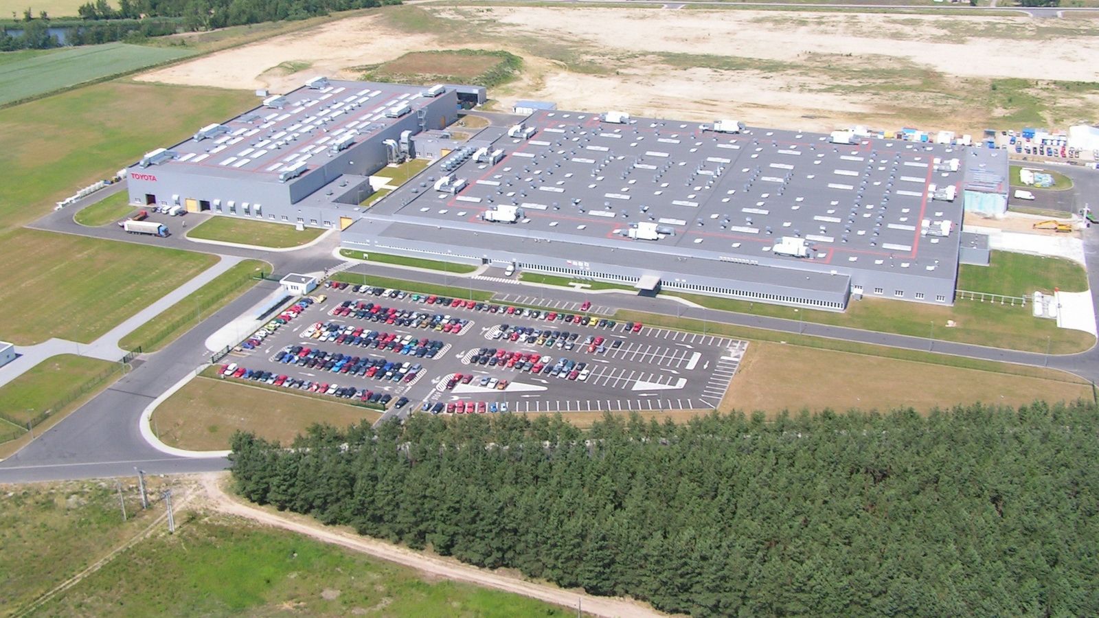Η Toyota Motor Europe θα επενδύσει περίπου 150 εκ. ευρώ στα εργοστάσιά της στα Jelcz-Laskowice και Walbrzych της Πολωνίας, ώστε να παράγει εκεί δύο νέ