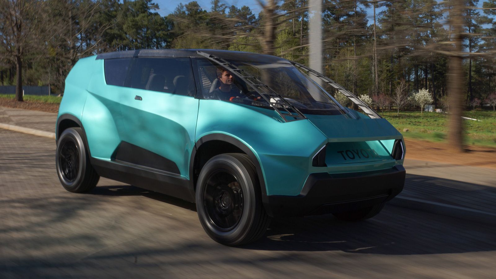 Η Toyota συνεργάστηκε για 2 χρόνια με σπουδαστές του Πανεπιστημίου Clemson για να δημιουργήσει το uBox concept, η σχεδίαση του οποίου απευθύνεται στη 