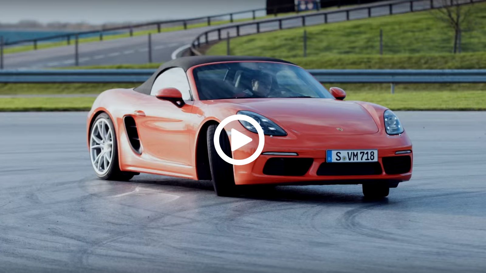 Η 718 Boxster στην πίστα