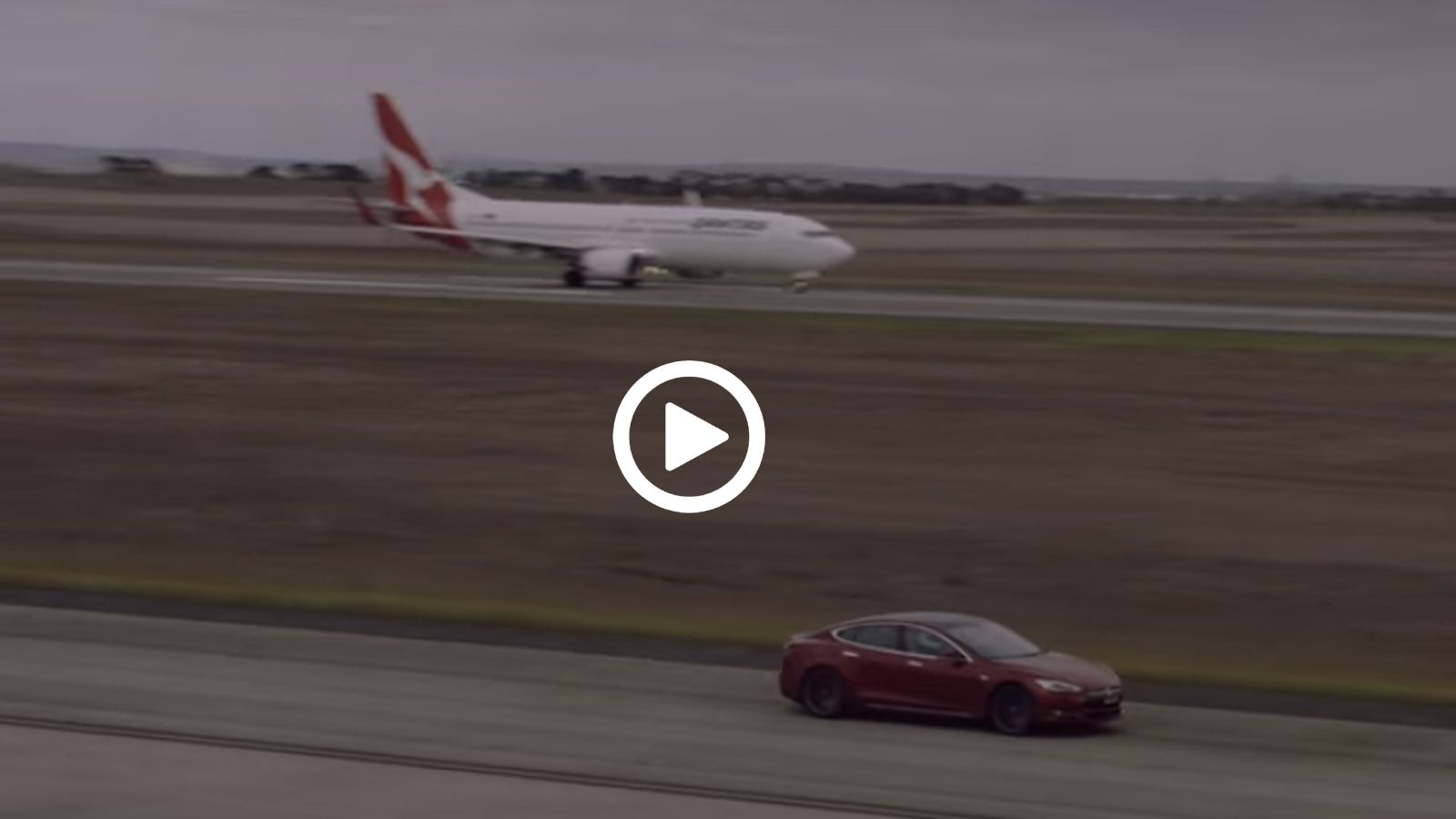 Tesla Model S vs Boeing 737