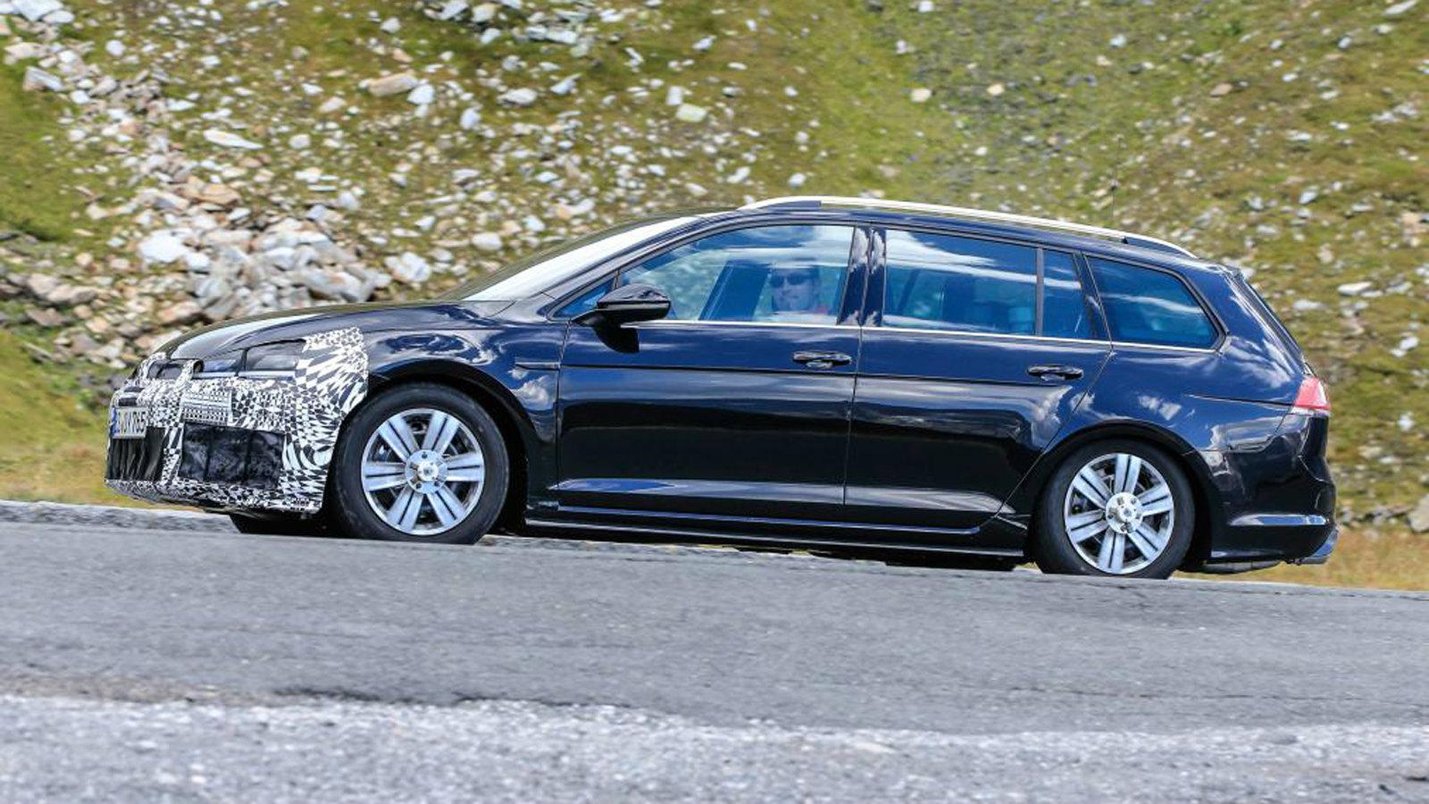 Δείτε τις πρώτες κατασκοπευτικές φωτογραφίες από το ανανεωμένο VW Golf R στο δρόμο.