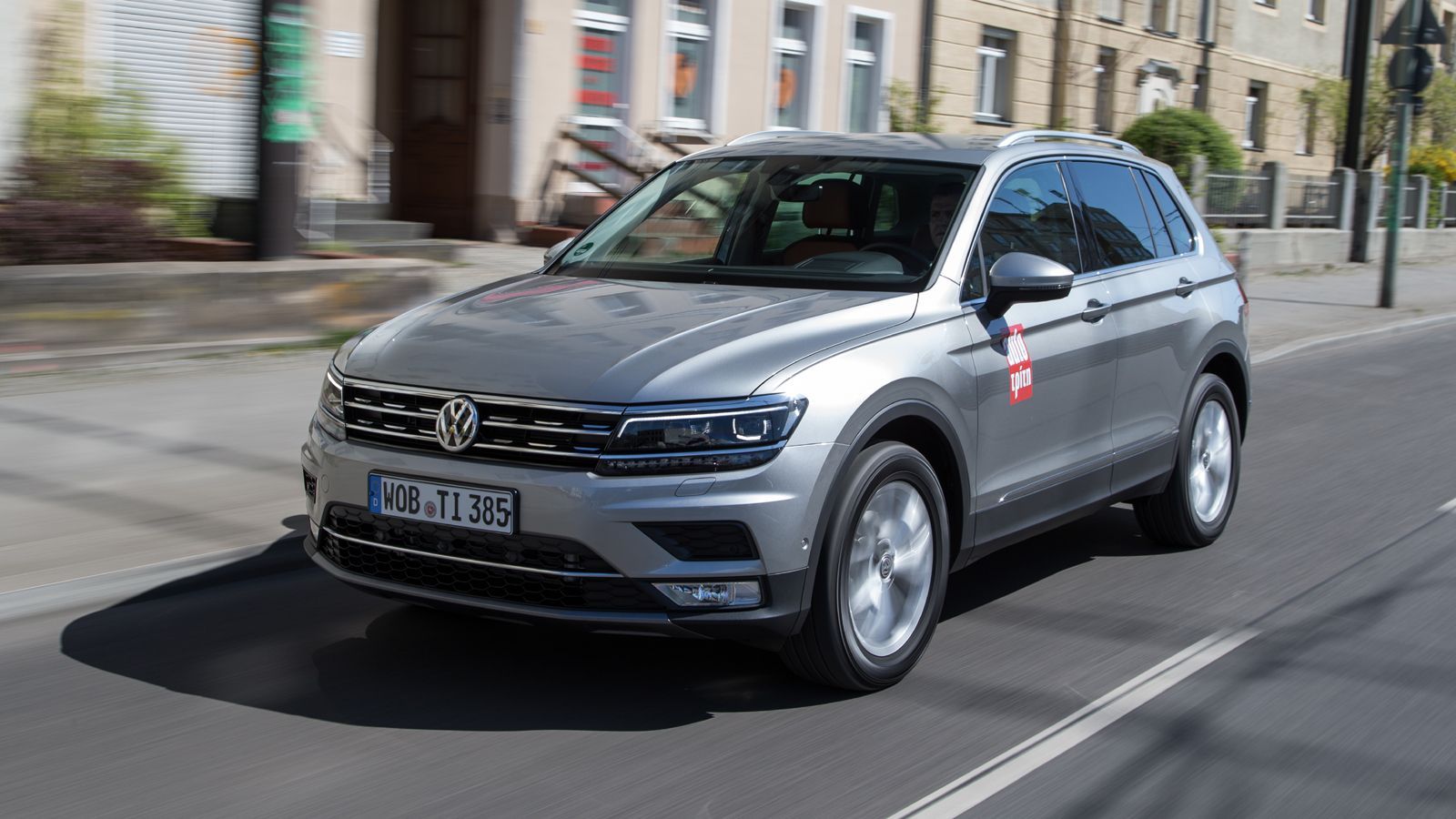 Το νέο VW Tiguan βρίσκεται πλέον στη χώρα μας και οι τιμές του ξεκινούν από τα 27.300 ευρώ.