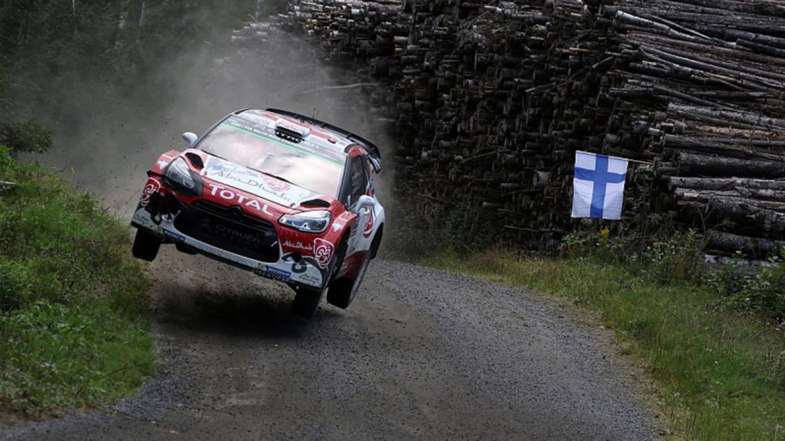 Δείτε τις τελευταίες εξελίξεις και την γενική κατάταξη μετά το πέρας 20 ειδικών διαδρομών.